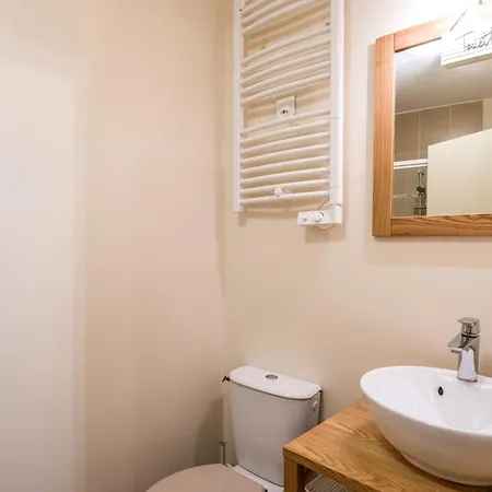 Le Nid Douillet Balcon, Wifi, Centre-ville * Millau